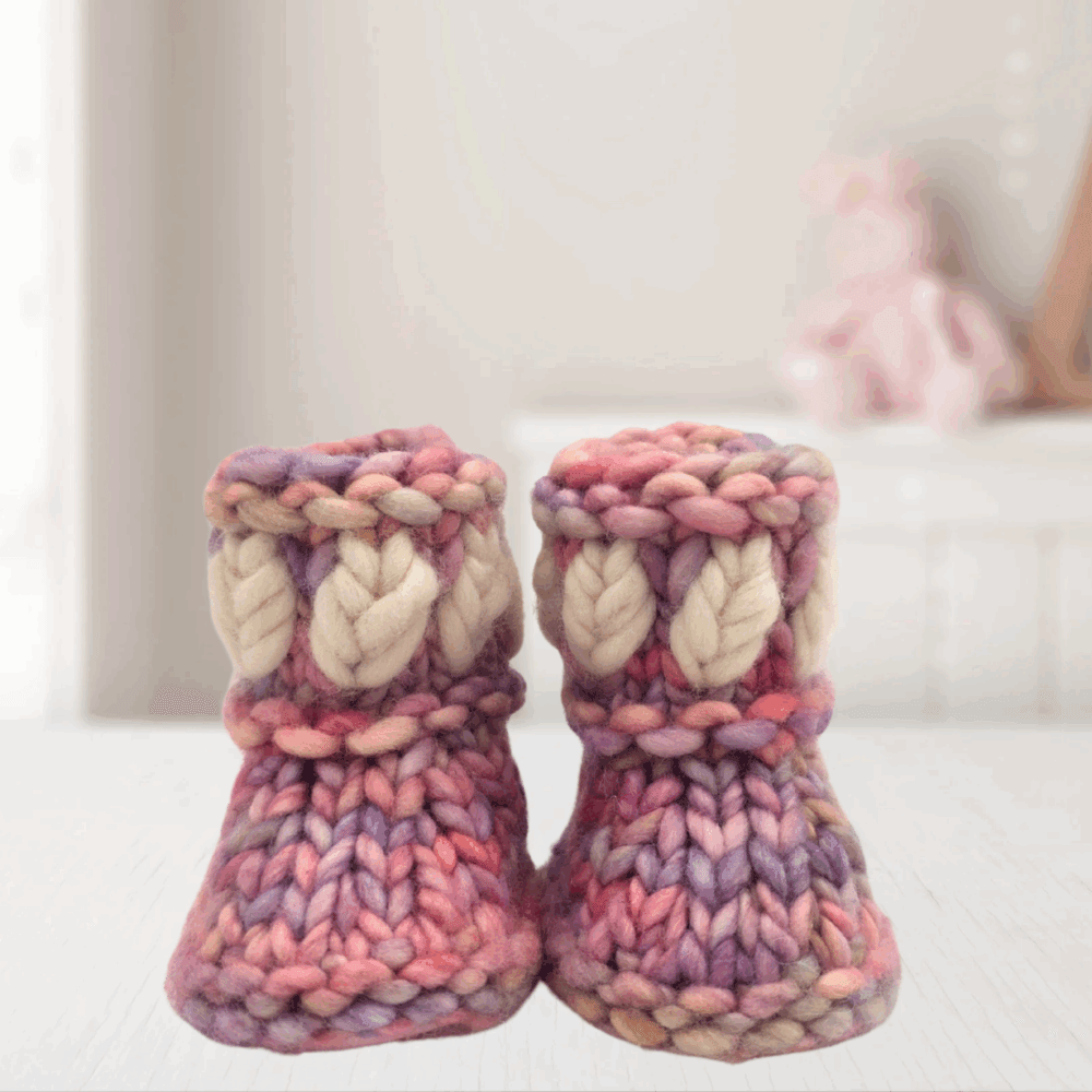 New Leaf Booties – Pink/White