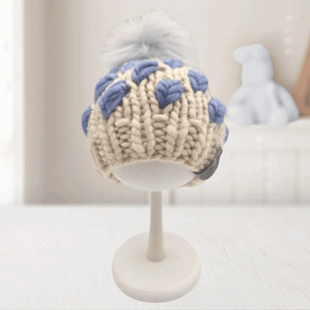 New Leaf Beanie – White/Blue